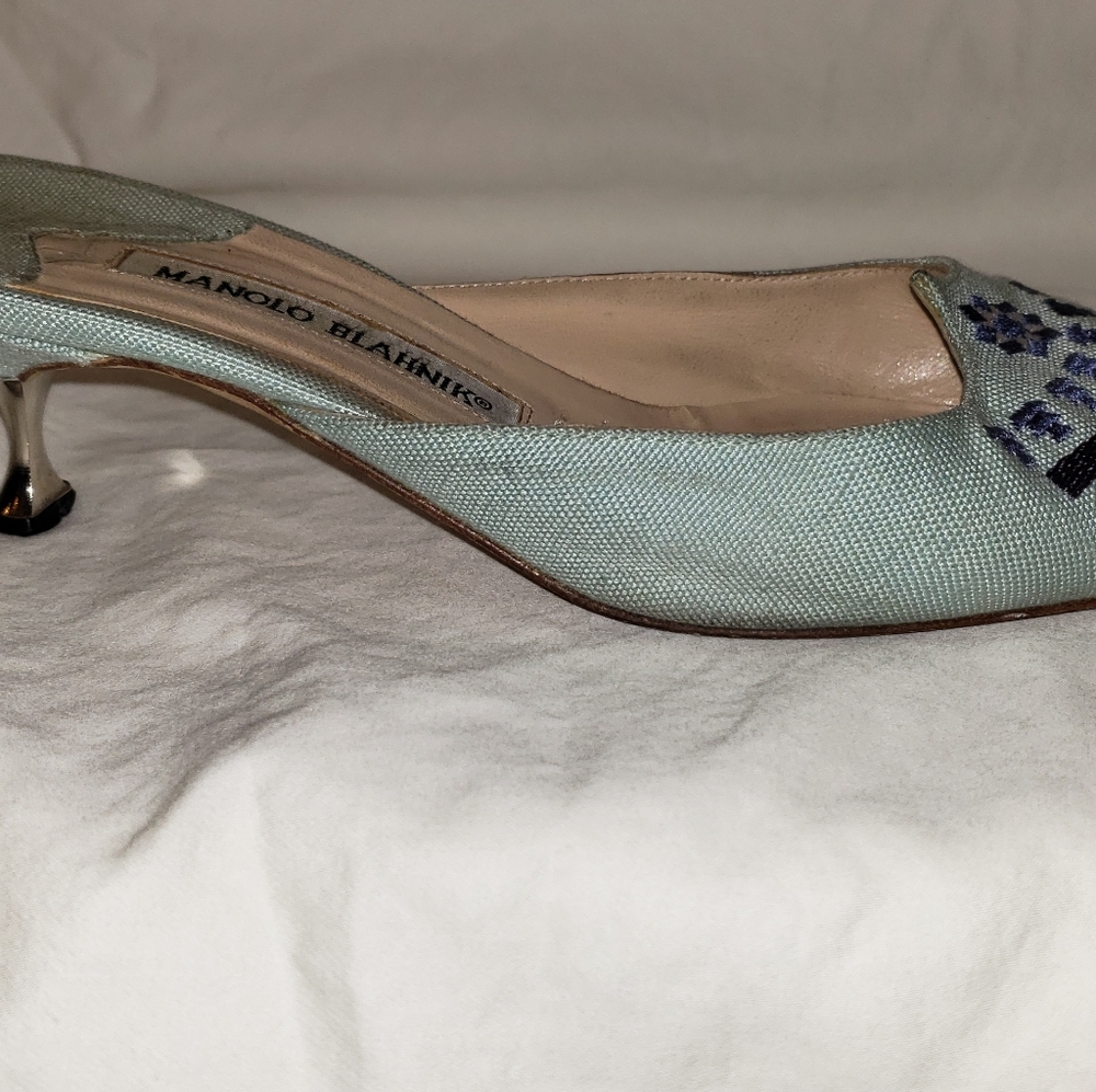 Linen Manolo Blahnik Mules